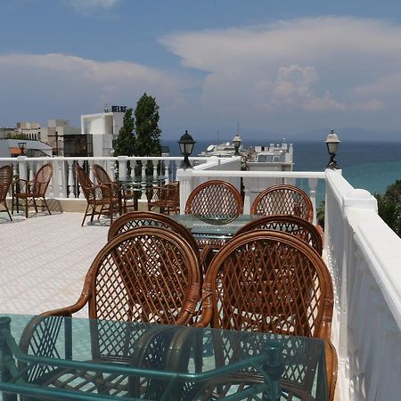 Grand Nett Hotel 쿠사다시 외부 사진